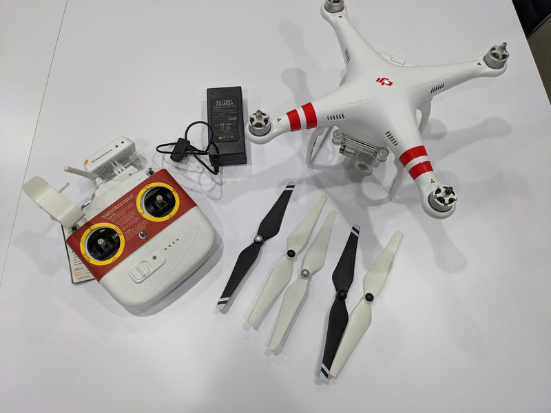 DJI Phantom 2 Vision Plus - OPEN BOX - GRADE "C"