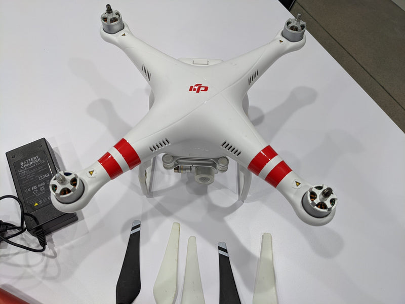 DJI Phantom 2 Vision Plus - OPEN BOX - GRADE "C"