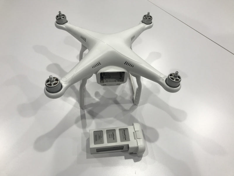 DJI Phantom 3 Pro Aircraft w/ Battery - OPEN BOX - GRADE"B"